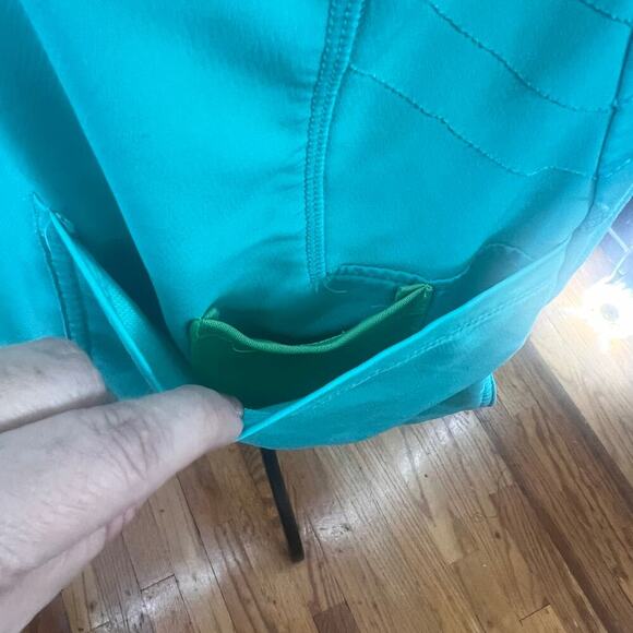 Women's Aqua Short Sleeve Top - Picture 7 of 8